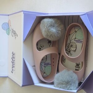 Bubbles + Soles Kaia Ballet Slipper toddler size 10